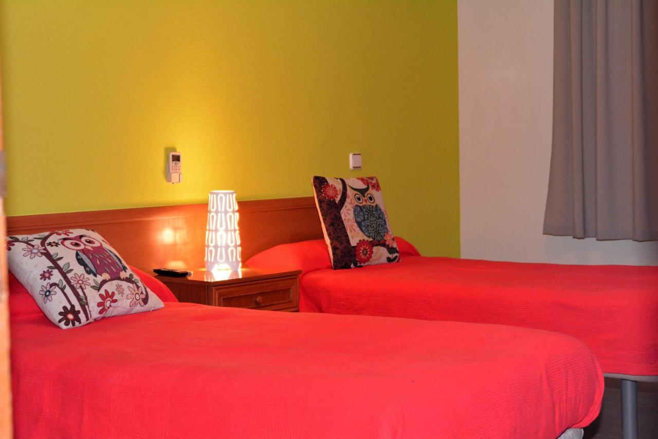 Hostal Gastrobar Carmelo Villarejo de Salvanes Luaran gambar