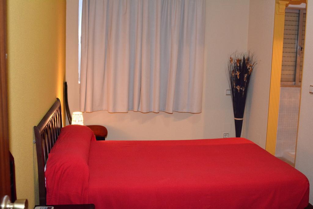 Hostal Gastrobar Carmelo Villarejo de Salvanes Luaran gambar